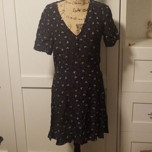 NWT H&M Navy Blue Floral V Neck Dress